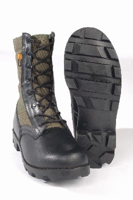 Jungle boot U.S.ARMY.jpg